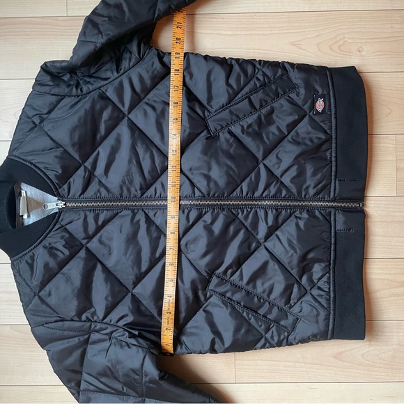 Dickies Women Quilted Bomber Jacket, Black v1, Small - Picture 10 of 14